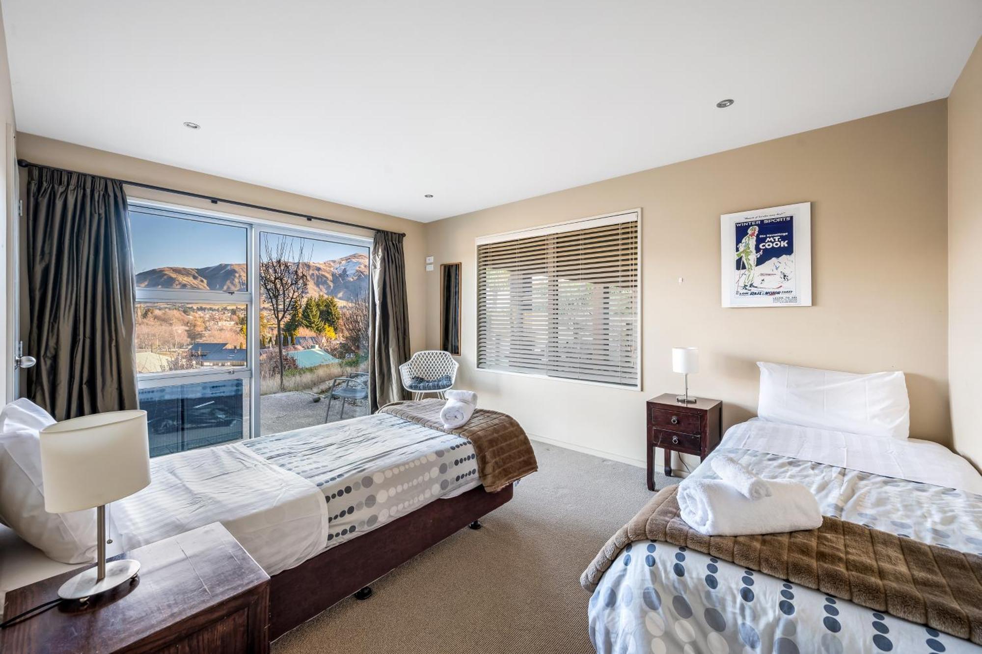 Criffel Garden Apartment Wanaka Luaran gambar